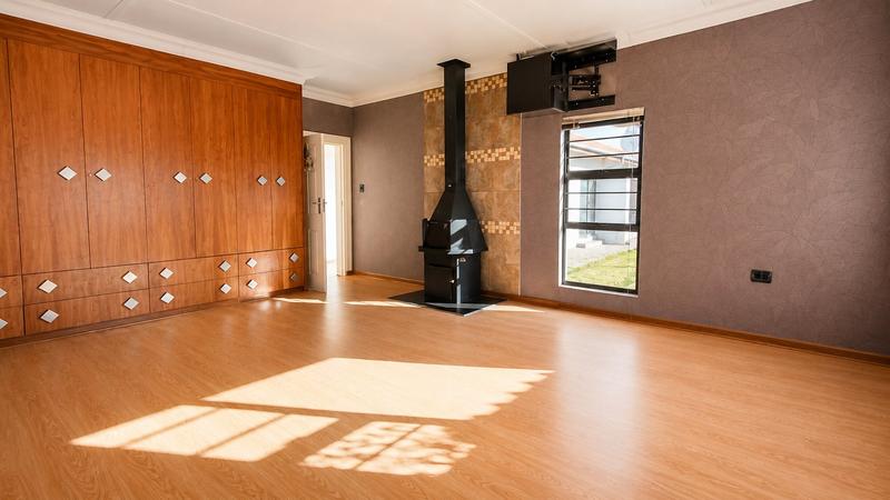 3 Bedroom Property for Sale in Bayswater Free State